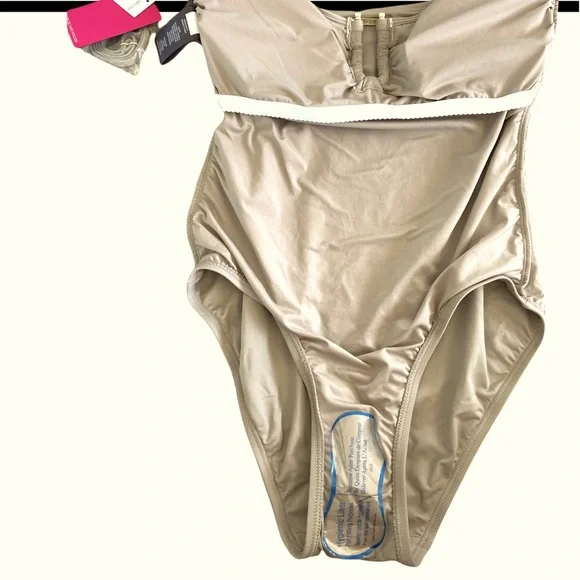 New Vince Camuto Swimsuit - Picture 5 of 7